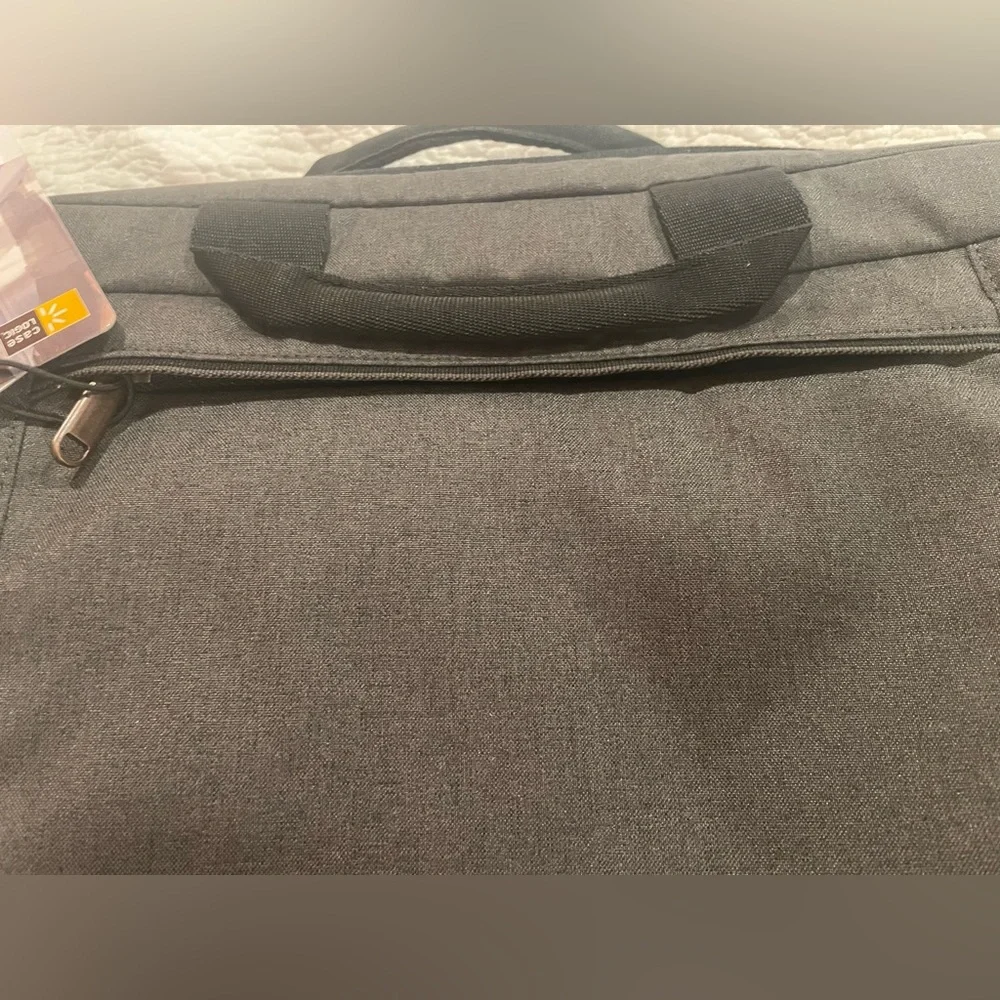 NWT Case Logic charcoal gray & black nylon padded 14-15” laptop brief bag